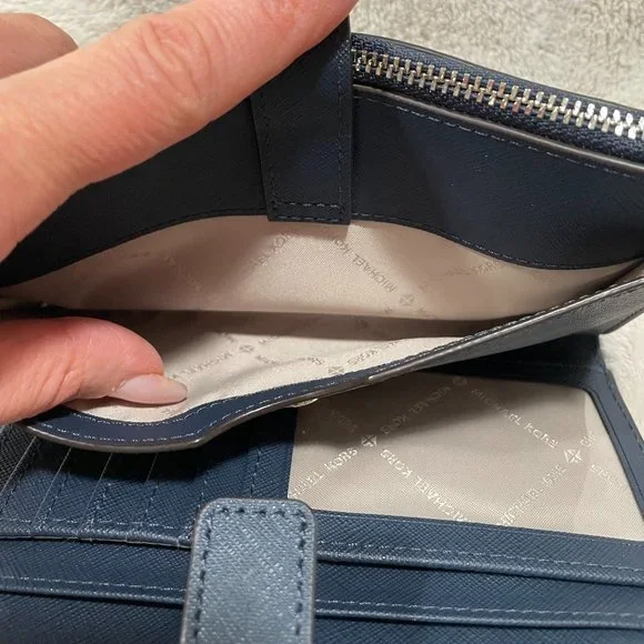 Michael Kors Jet Set Travel Large Double Zip Phone Wallet Wristlet Navy Leather - Picture 14 of 16
